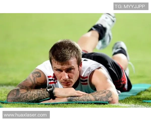 足球明星穿纸尿裤搞笑瞬间引发网友热议趣味十足的运动时尚新潮流